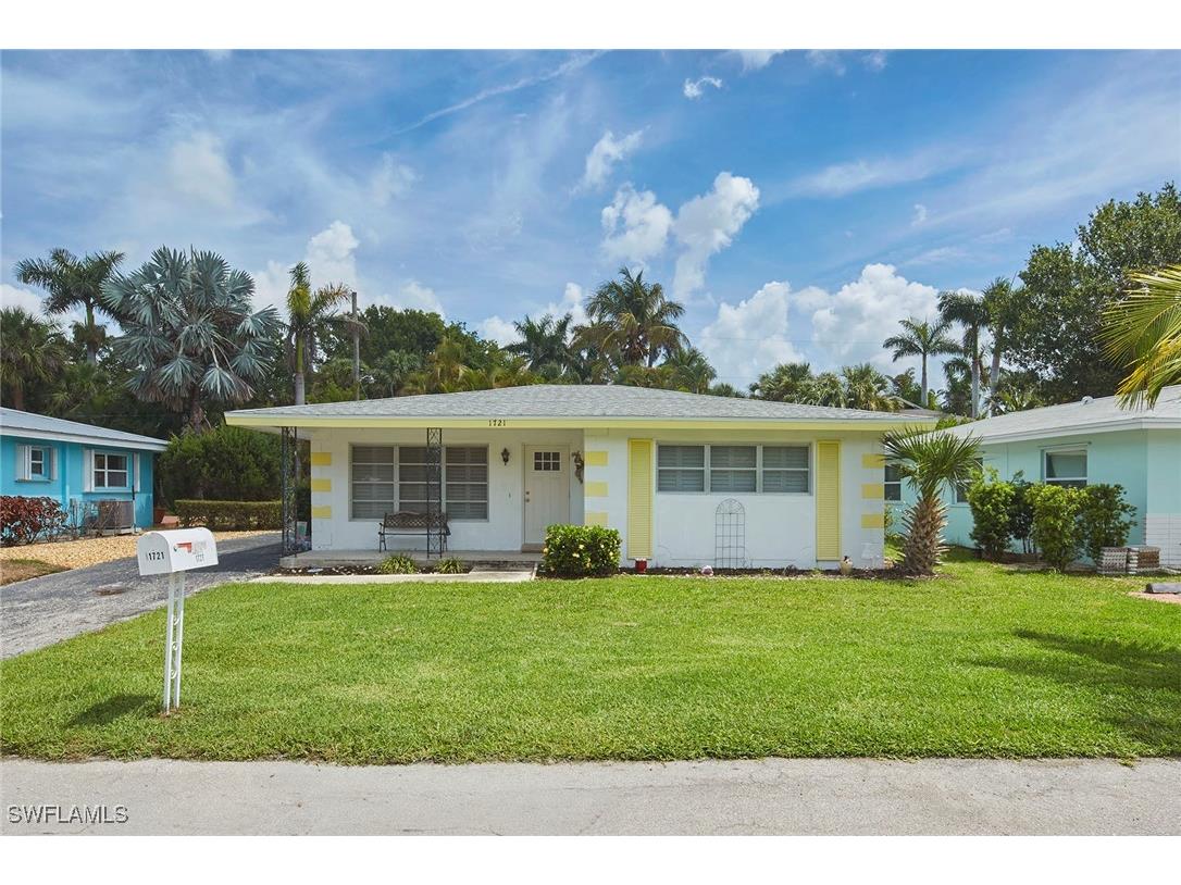 1721 Smugglers Cove Naples FL 34112 225057312 image1