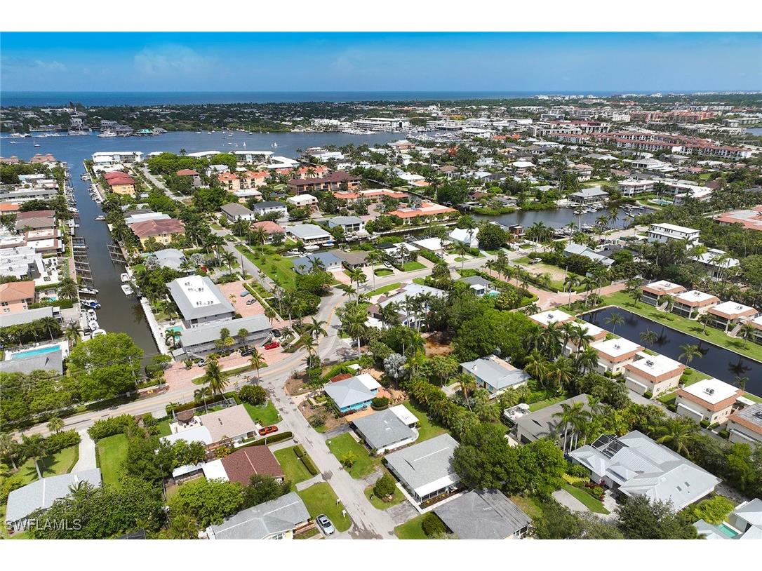 1721 Smugglers Cove Naples FL 34112 225057312 image18