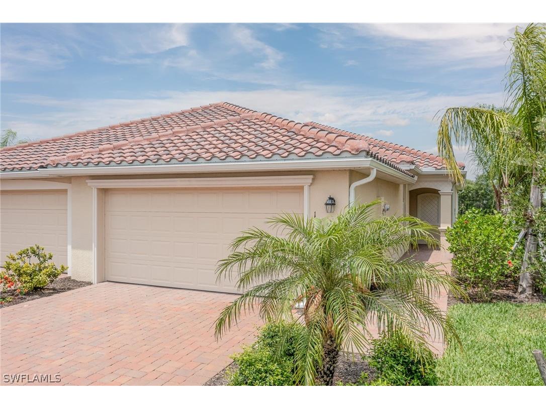 1722 Alameda Drive Naples FL 34120 224042921 image1