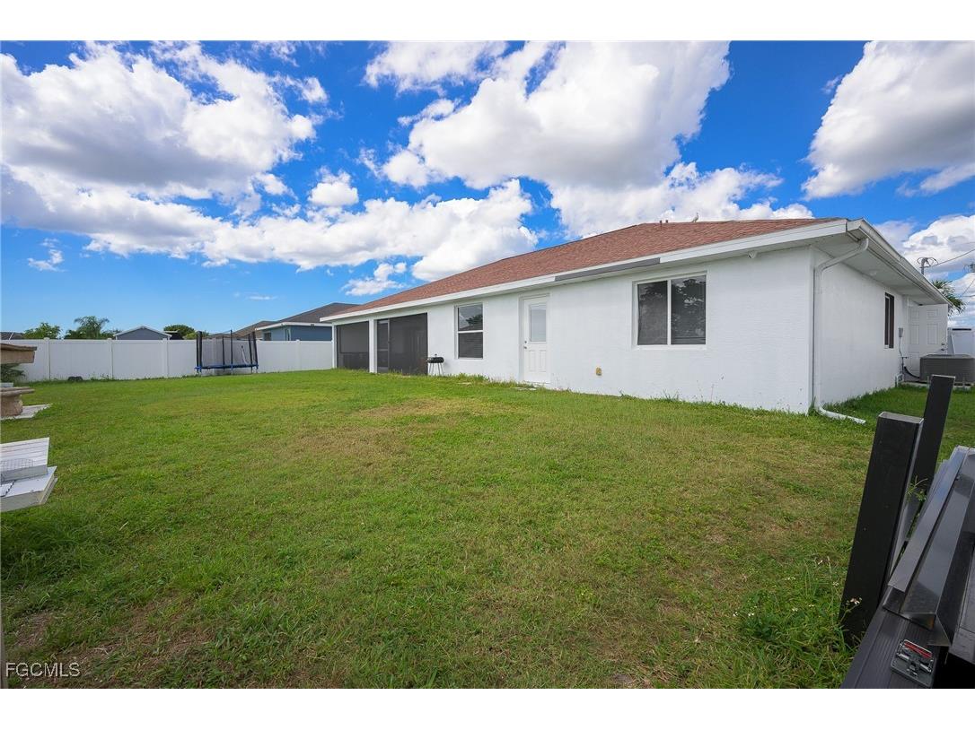 1722 NW 18th Street Cape Coral FL 33993 2025016398 image17