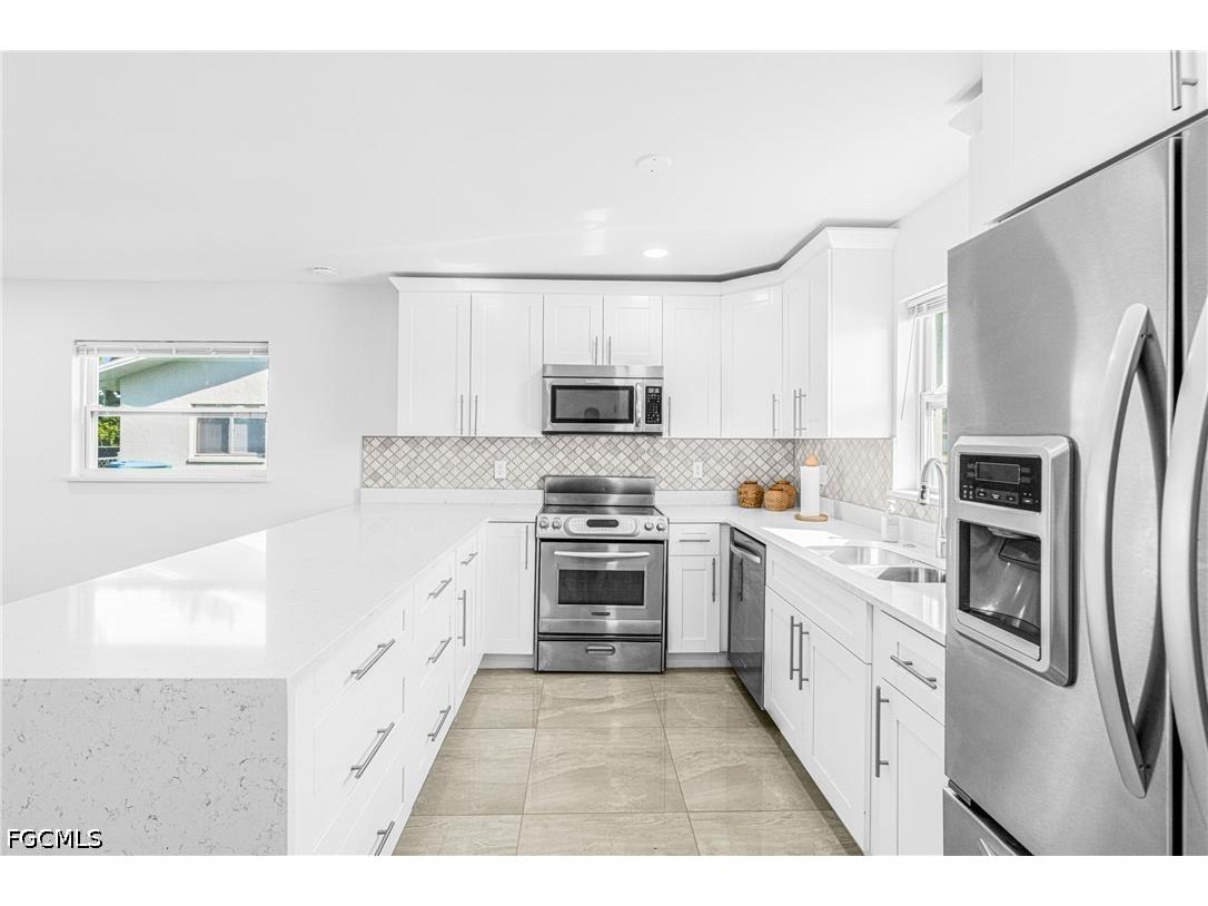 1722 SW Santa Barbara Place Cape Coral FL 33991 2026019142 image10