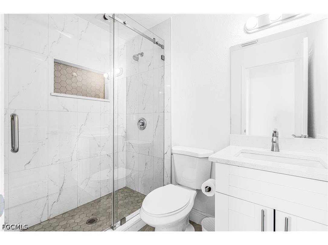 1722 SW Santa Barbara Place Cape Coral FL 33991 2026019142 image12