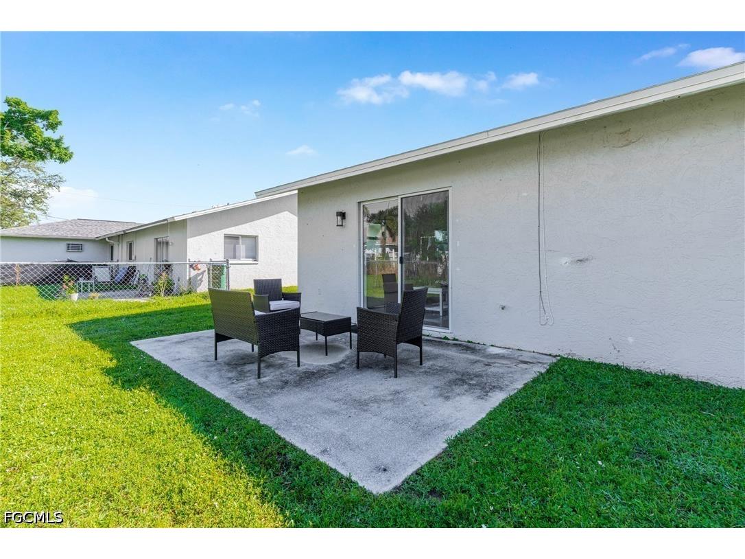 1722 SW Santa Barbara Place Cape Coral FL 33991 2026019142 image16