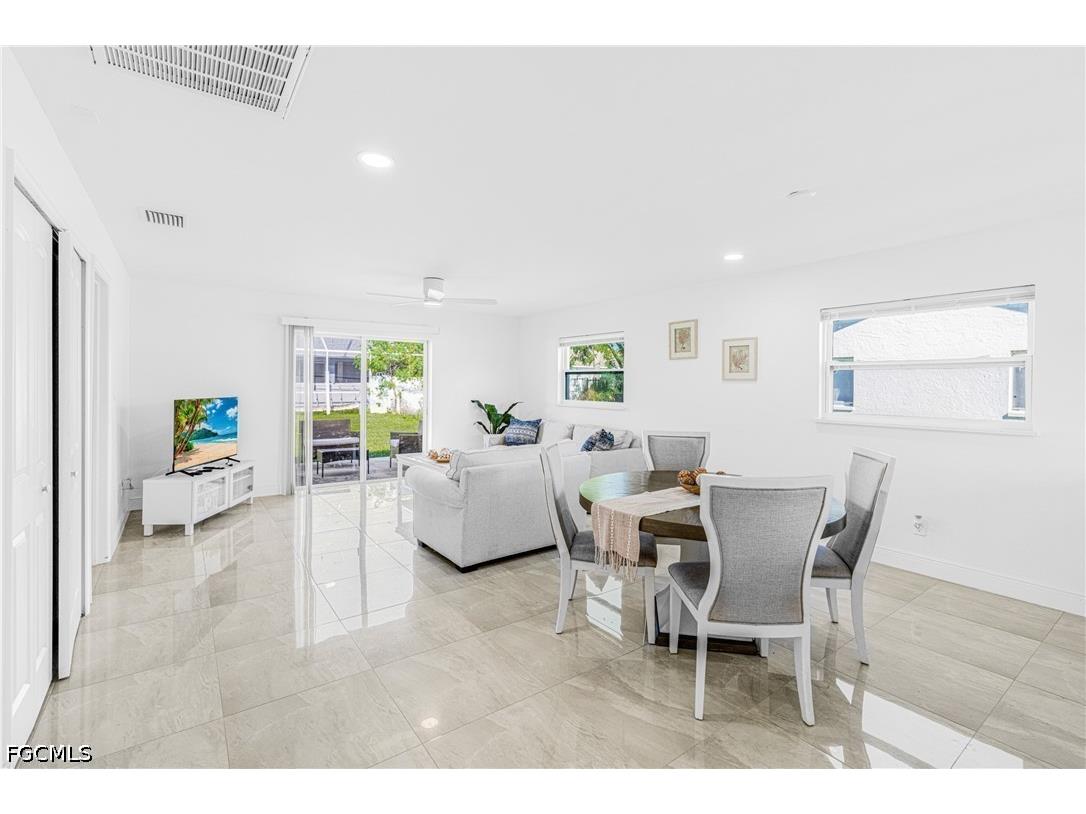 1722 SW Santa Barbara Place Cape Coral FL 33991 2026019142 image5