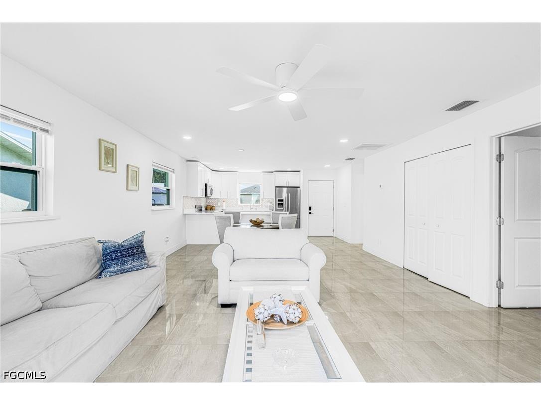 1722 SW Santa Barbara Place Cape Coral FL 33991 2026019142 image8
