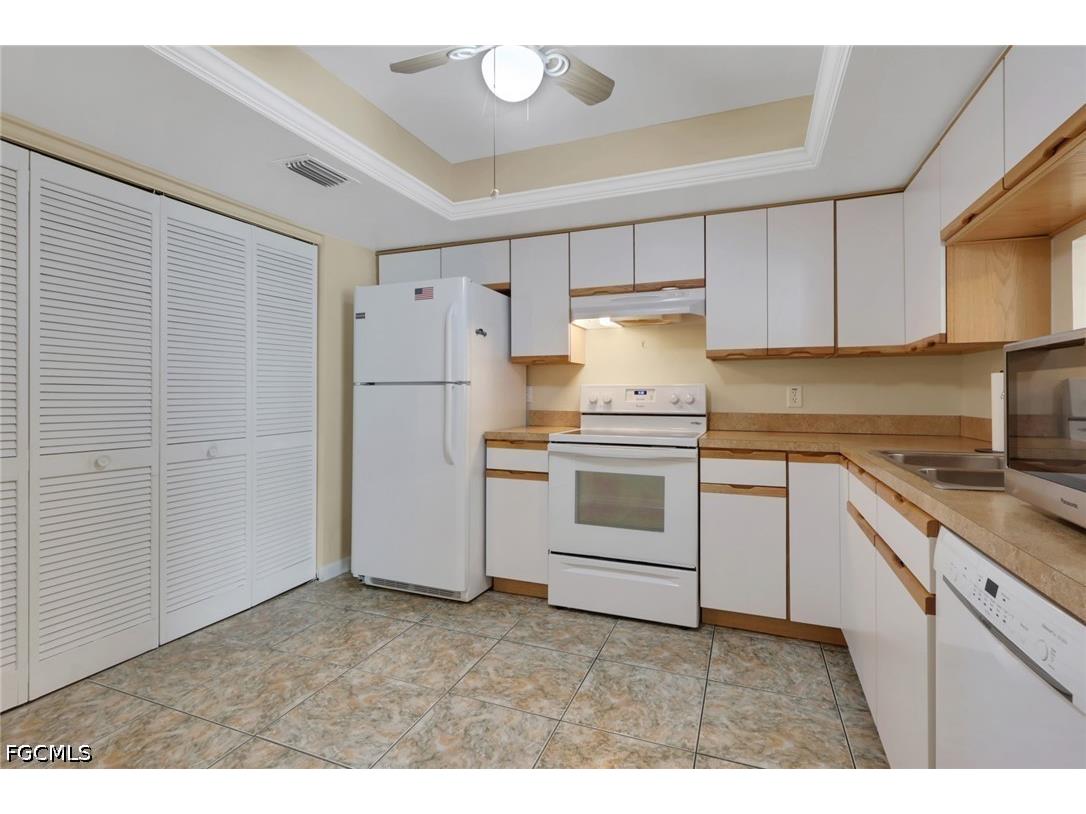 1723 Golf Club Drive #1 North Fort Myers FL 33903 2026027856 image11