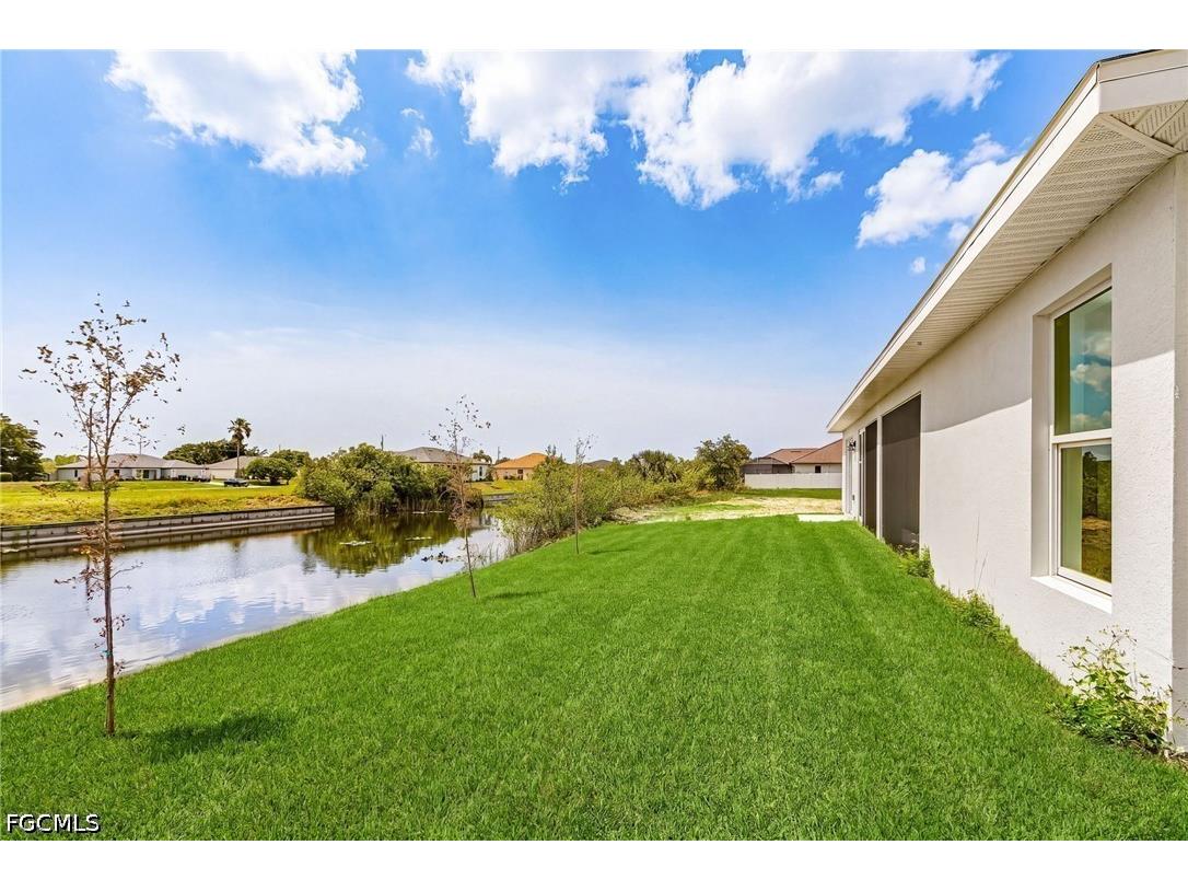 1723 NE 1st Avenue Cape Coral FL 33909 2026023282 image24