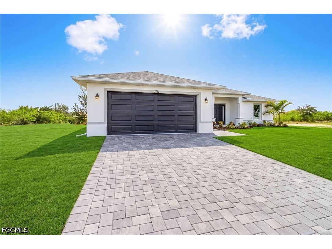 1723 NE 1st Avenue Cape Coral FL 33909 2026023282 image25