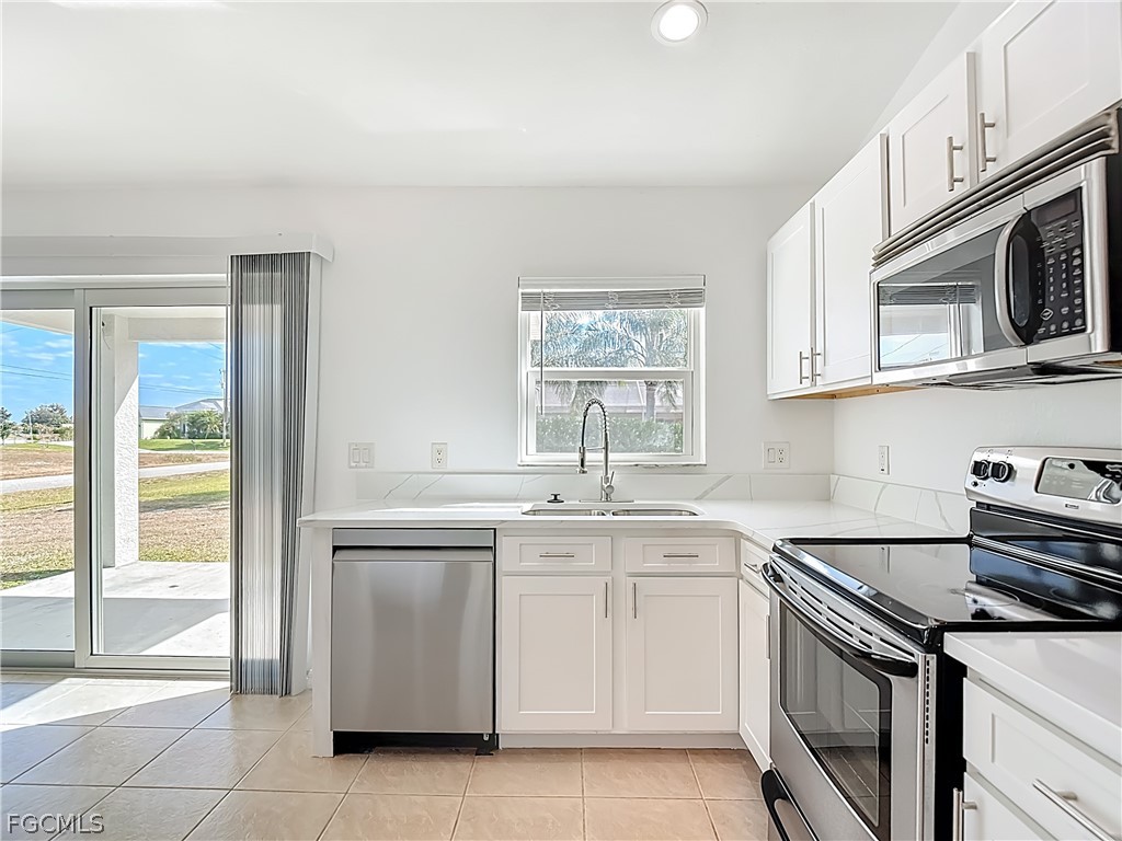 1723 NE 2nd Place Cape Coral FL 33909 2026006996 image15