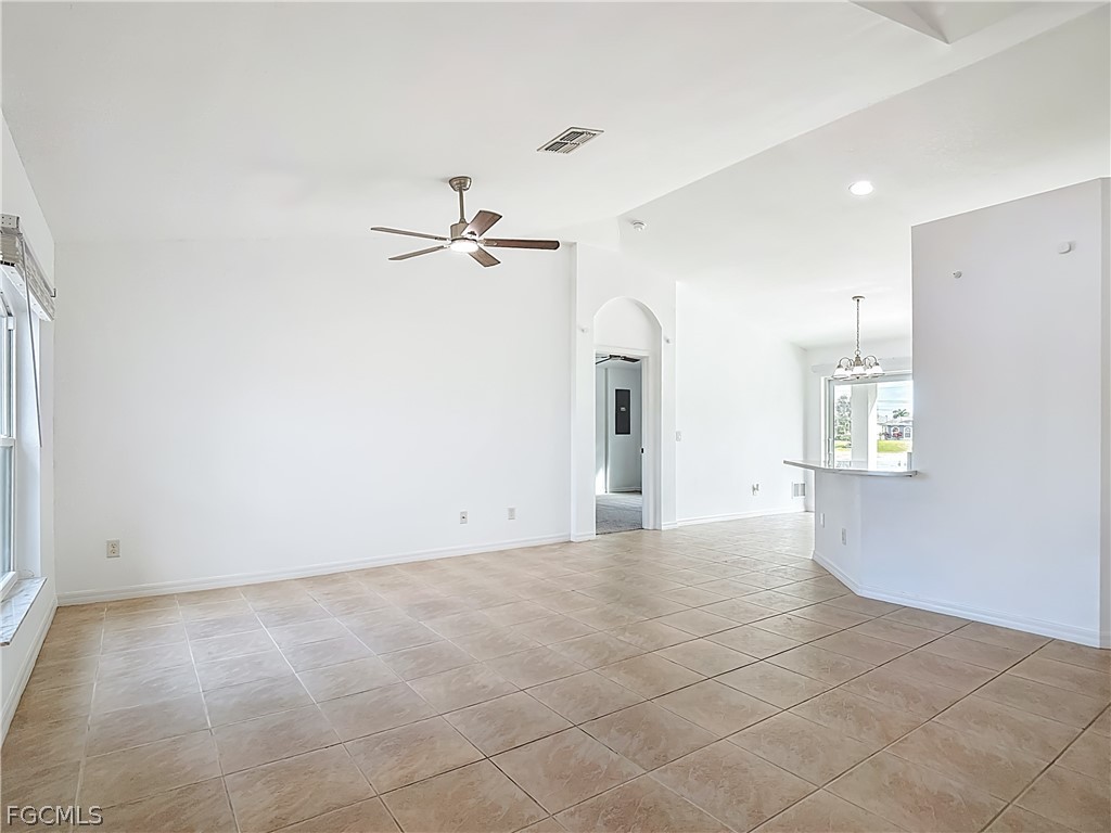 1723 NE 2nd Place Cape Coral FL 33909 2026006996 image2