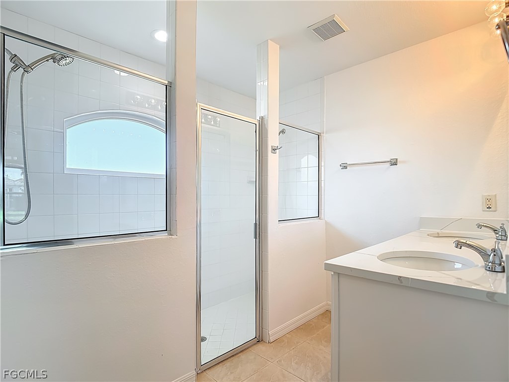 1723 NE 2nd Place Cape Coral FL 33909 2026006996 image29