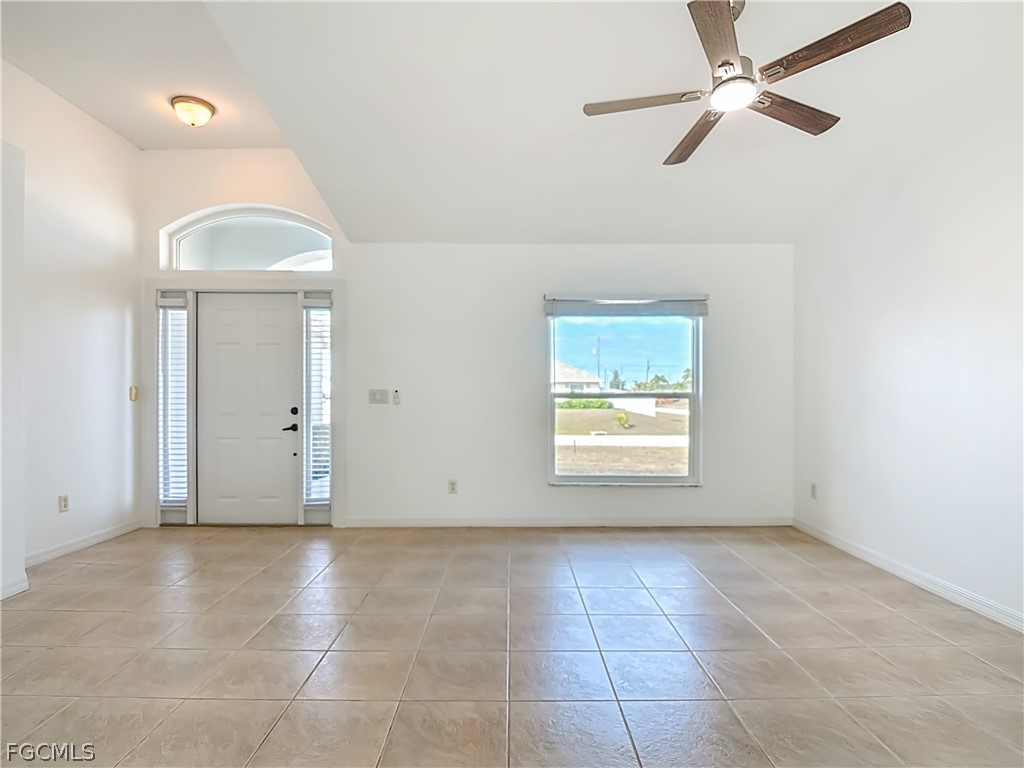 1723 NE 2nd Place Cape Coral FL 33909 2026006996 image4