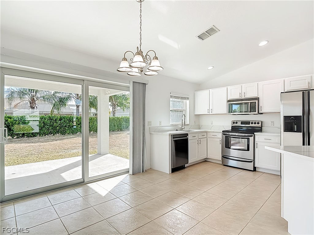 1723 NE 2nd Place Cape Coral FL 33909 2026006996 image8