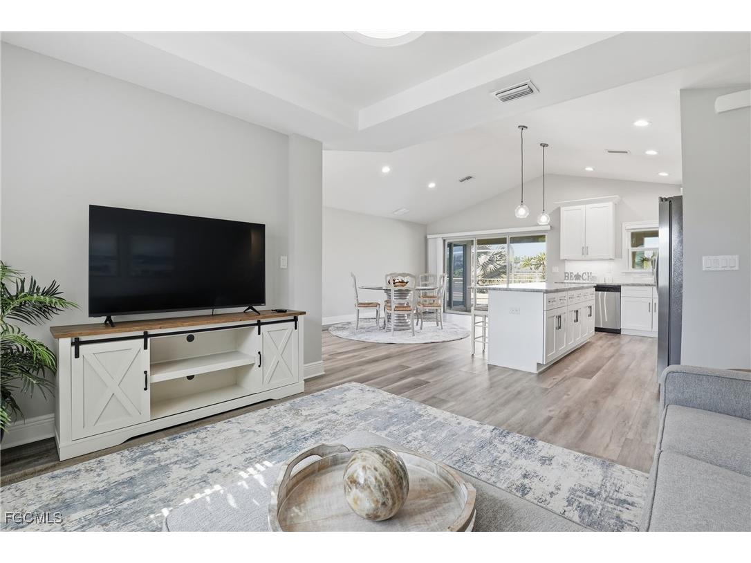 1723 SW 31st Lane Cape Coral FL 33914 2025003125 image12