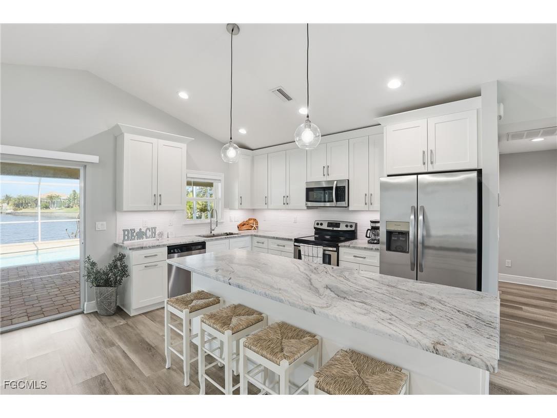 1723 SW 31st Lane Cape Coral FL 33914 2025003125 image4