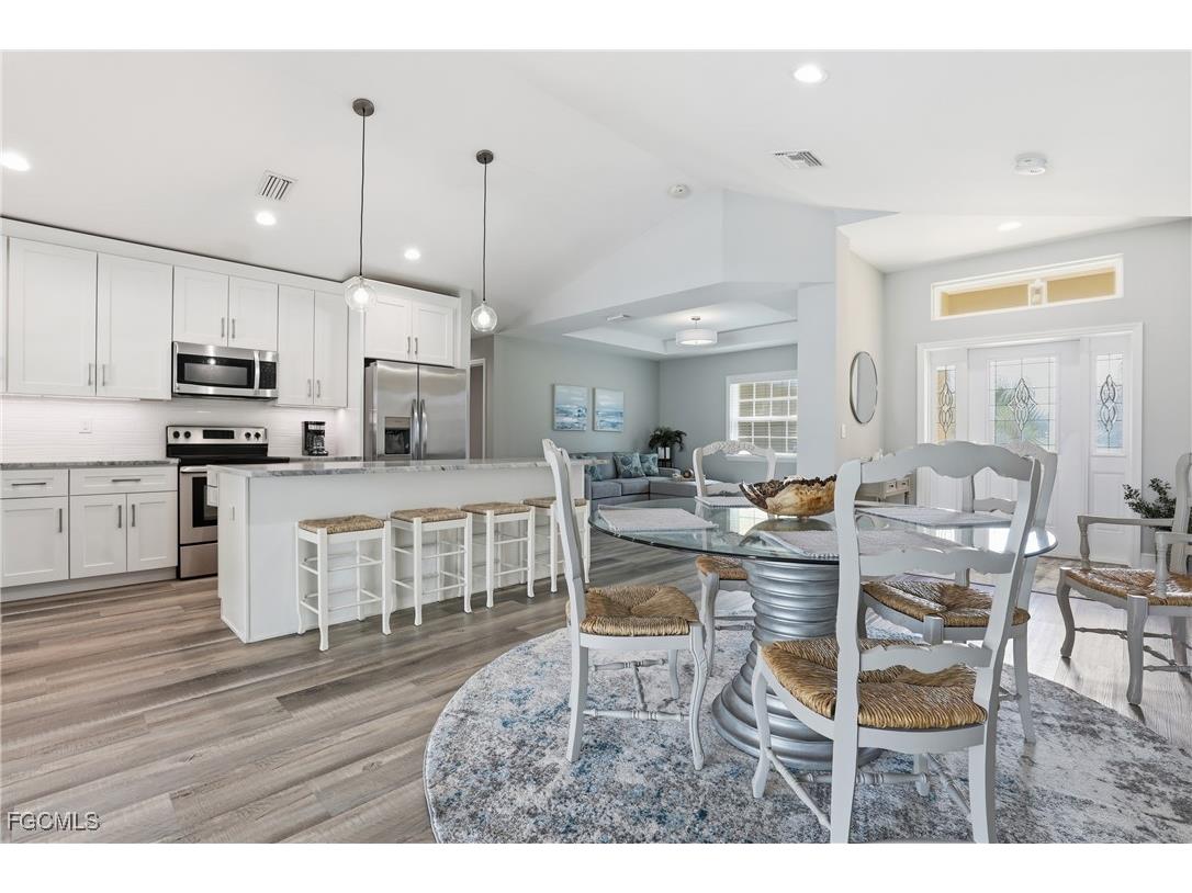 1723 SW 31st Lane Cape Coral FL 33914 2025003125 image9