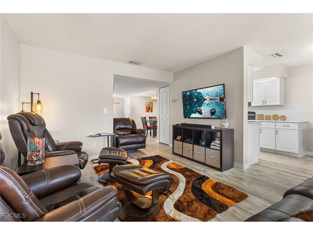 17230 Terraverde Circle #9 Fort Myers FL 33908 2026006435 image1