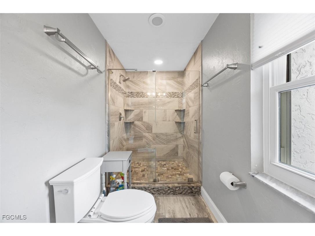 17235 Castleview Drive North Fort Myers FL 33917 2026002972 image23