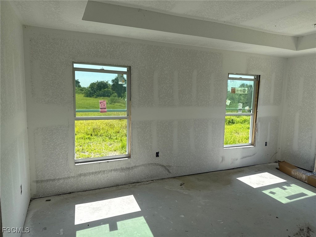 1724 NE 27th Terrace Cape Coral FL 33909 2025003983 image2