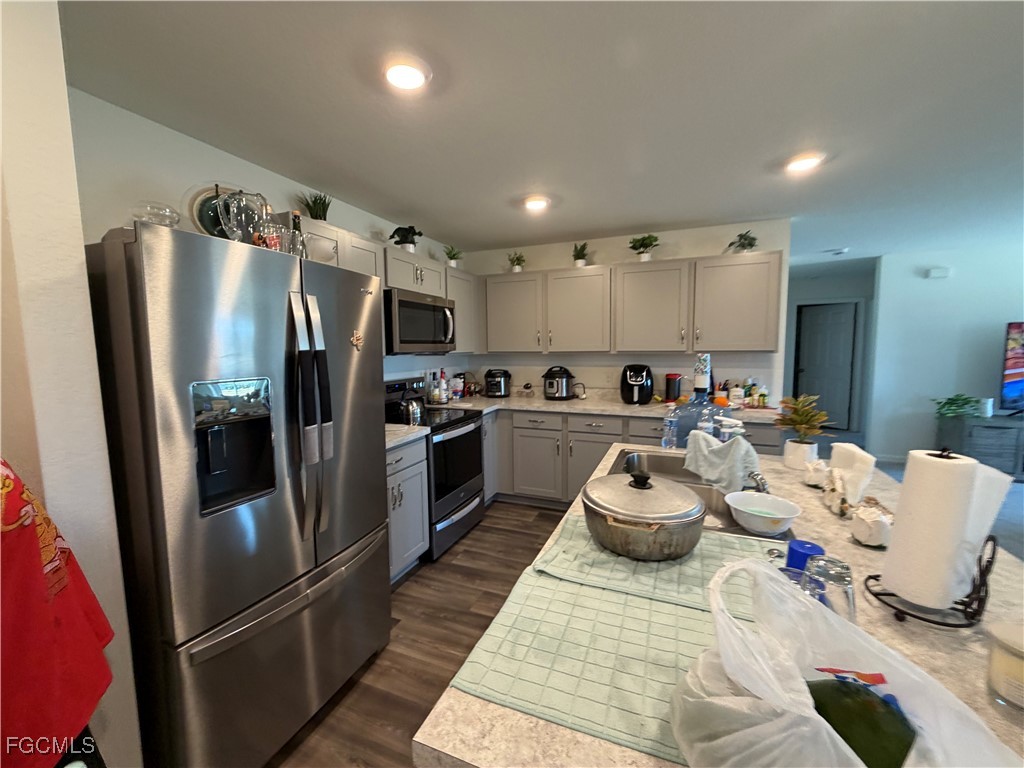 1724 NW 11th Place Cape Coral FL 33993 2025021961 image9