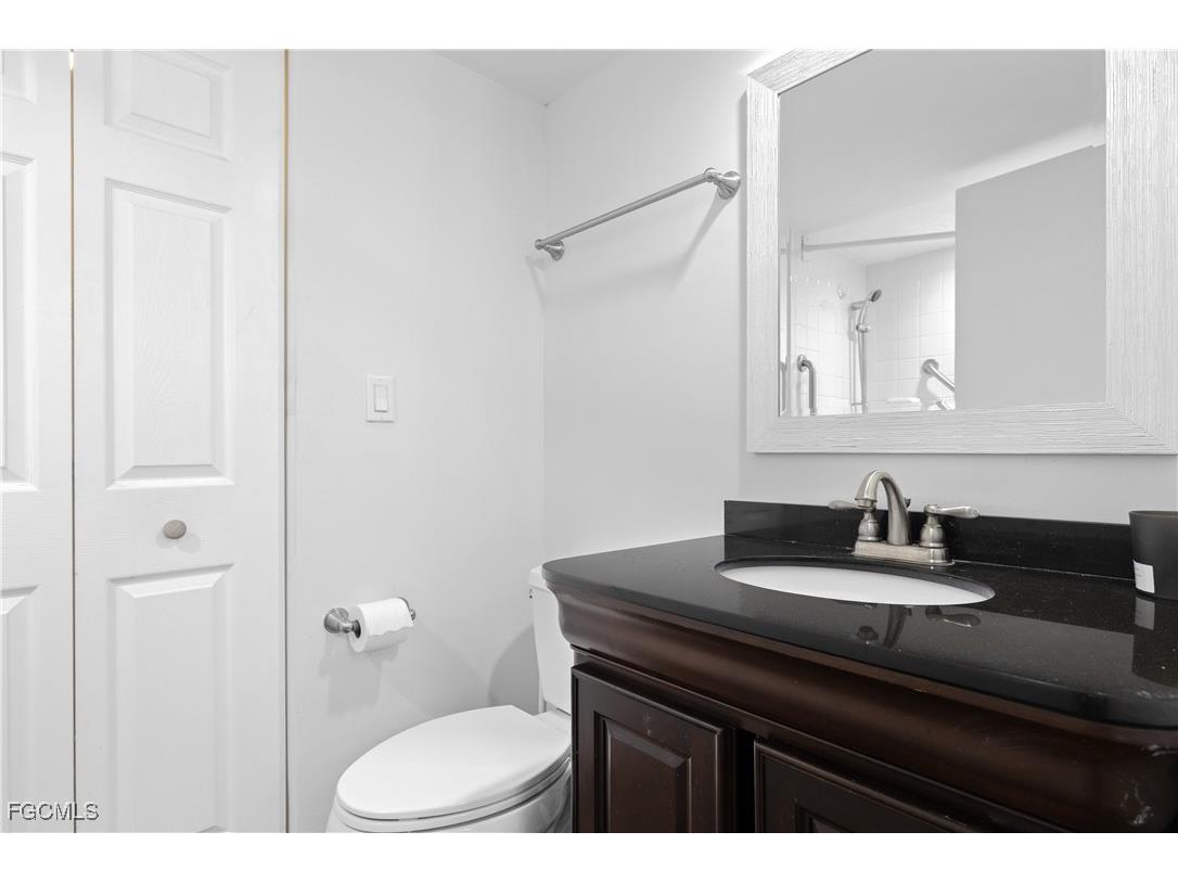 1724 Park Meadows Drive #1 Fort Myers FL 33907 2025024399 image13