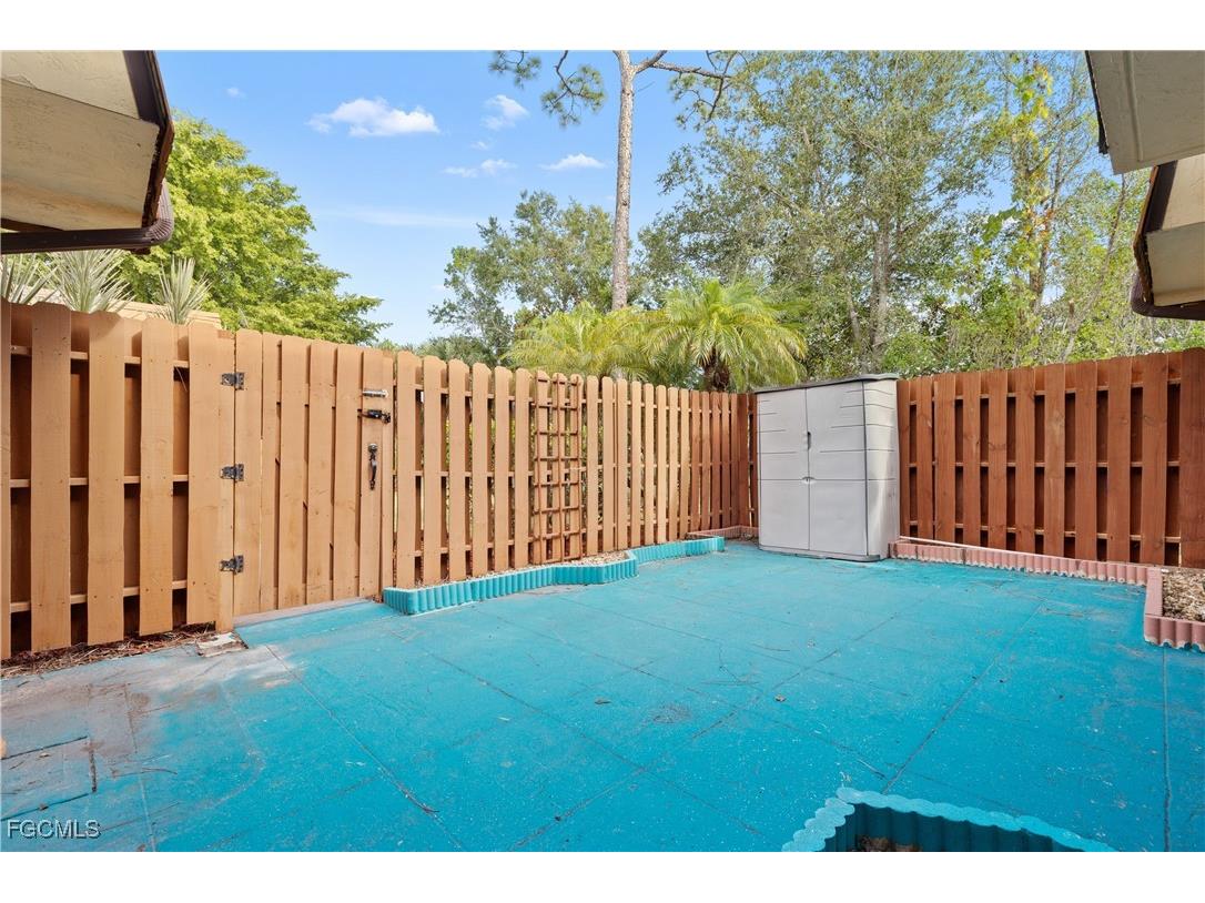 1724 Park Meadows Drive #1 Fort Myers FL 33907 2025024399 image24