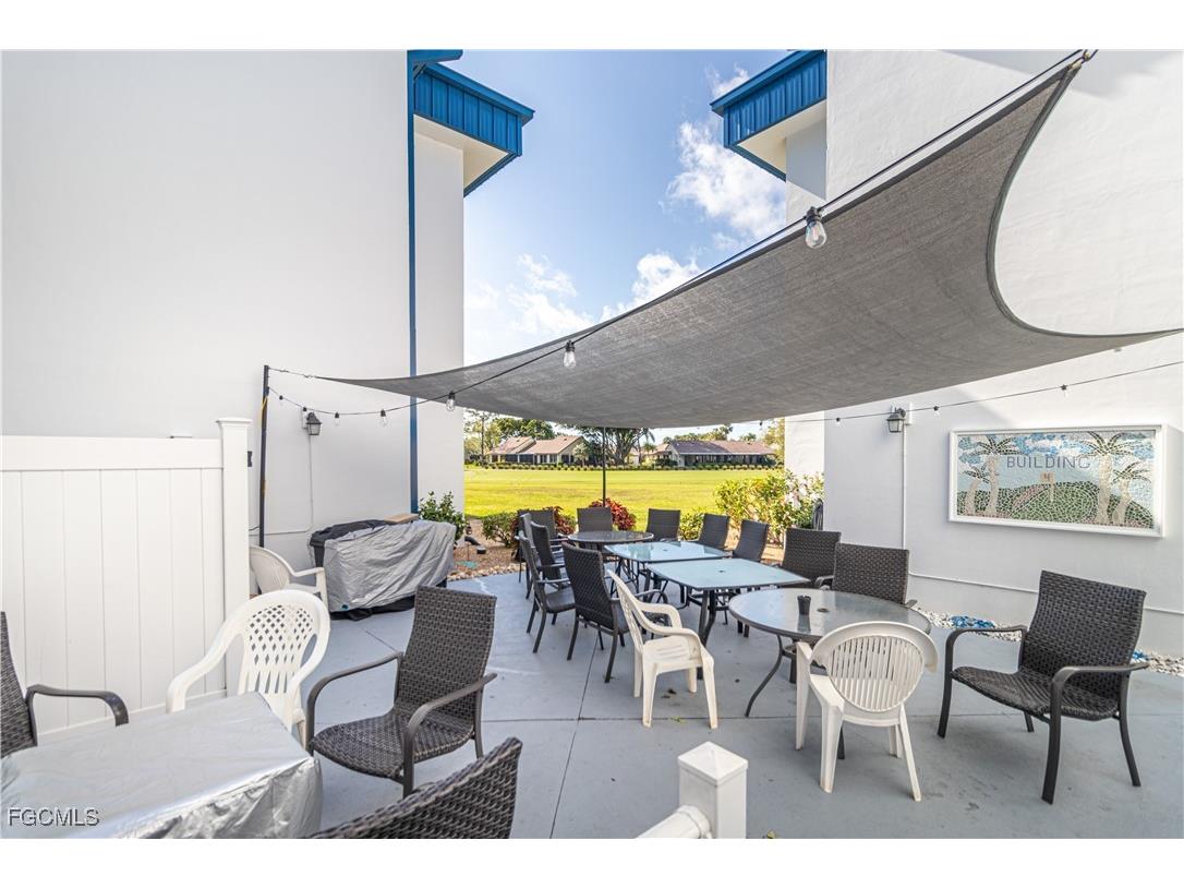 1724 Pine Valley Drive #106 Fort Myers FL 33907 2025011819 image10