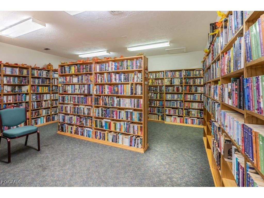 1724 Pine Valley Drive #106 Fort Myers FL 33907 2025011819 image28