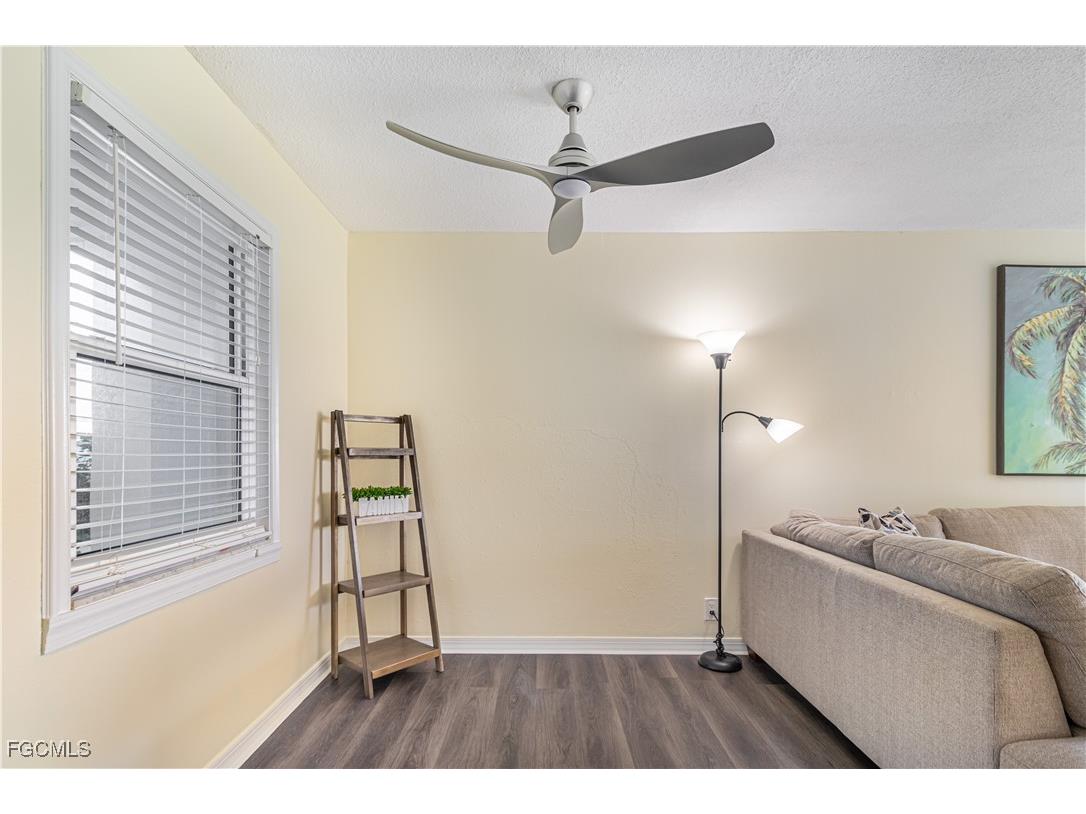 1724 Pine Valley Drive #106 Fort Myers FL 33907 2025011819 image5