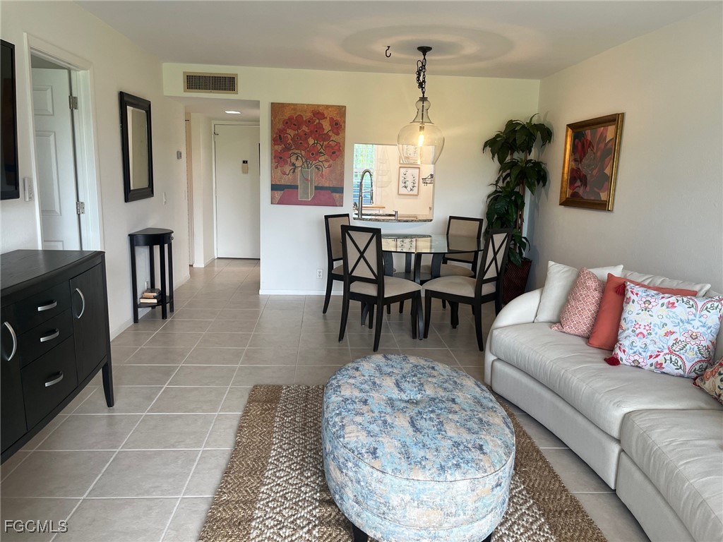 1724 Pine Valley Drive #114 Fort Myers FL 33907 2025019554 image4