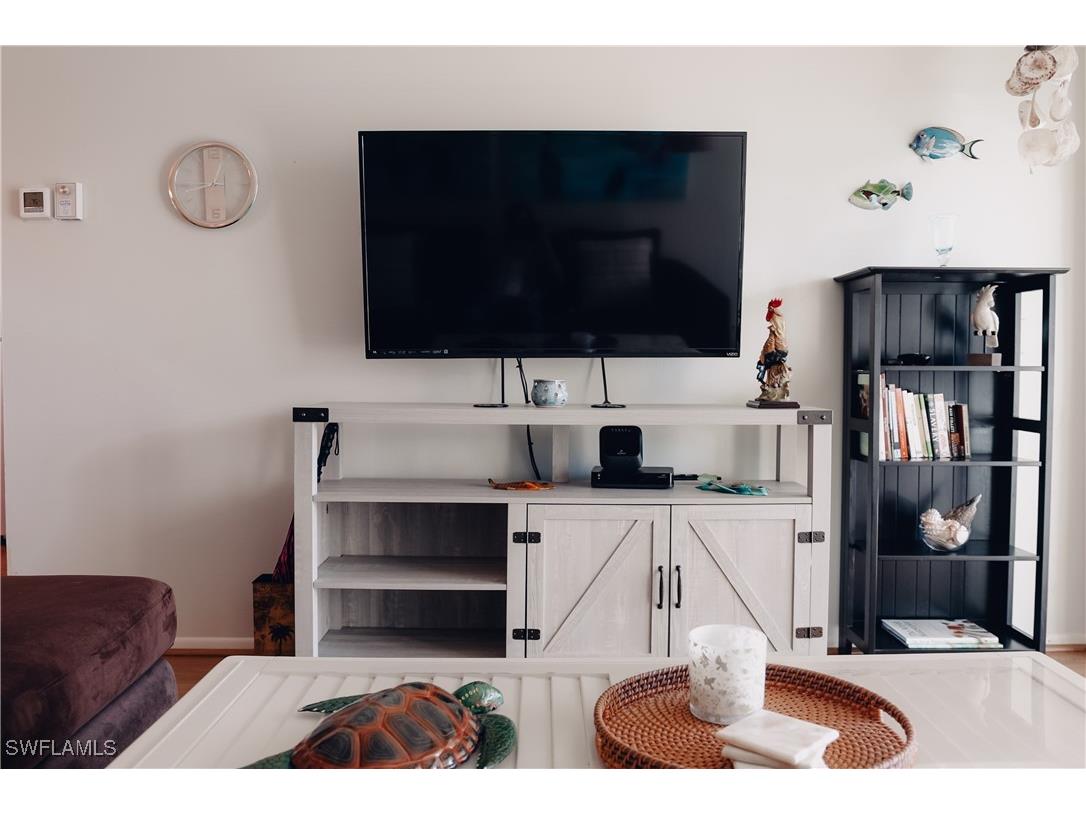 1724 Pine Valley Drive #201 Fort Myers FL 33907 225080184 image3