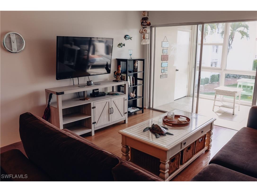 1724 Pine Valley Drive #201 Fort Myers FL 33907 225080184 image5