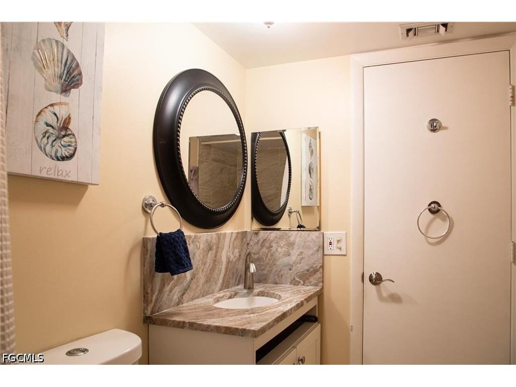 1724 Pine Valley Drive #204 Fort Myers FL 33907 2026018498 image19