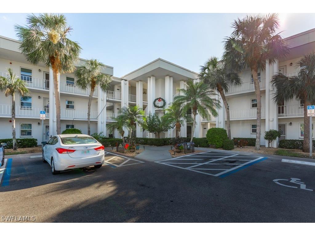 1724 Pine Valley Drive #212 Fort Myers FL 33907 222088763 image1