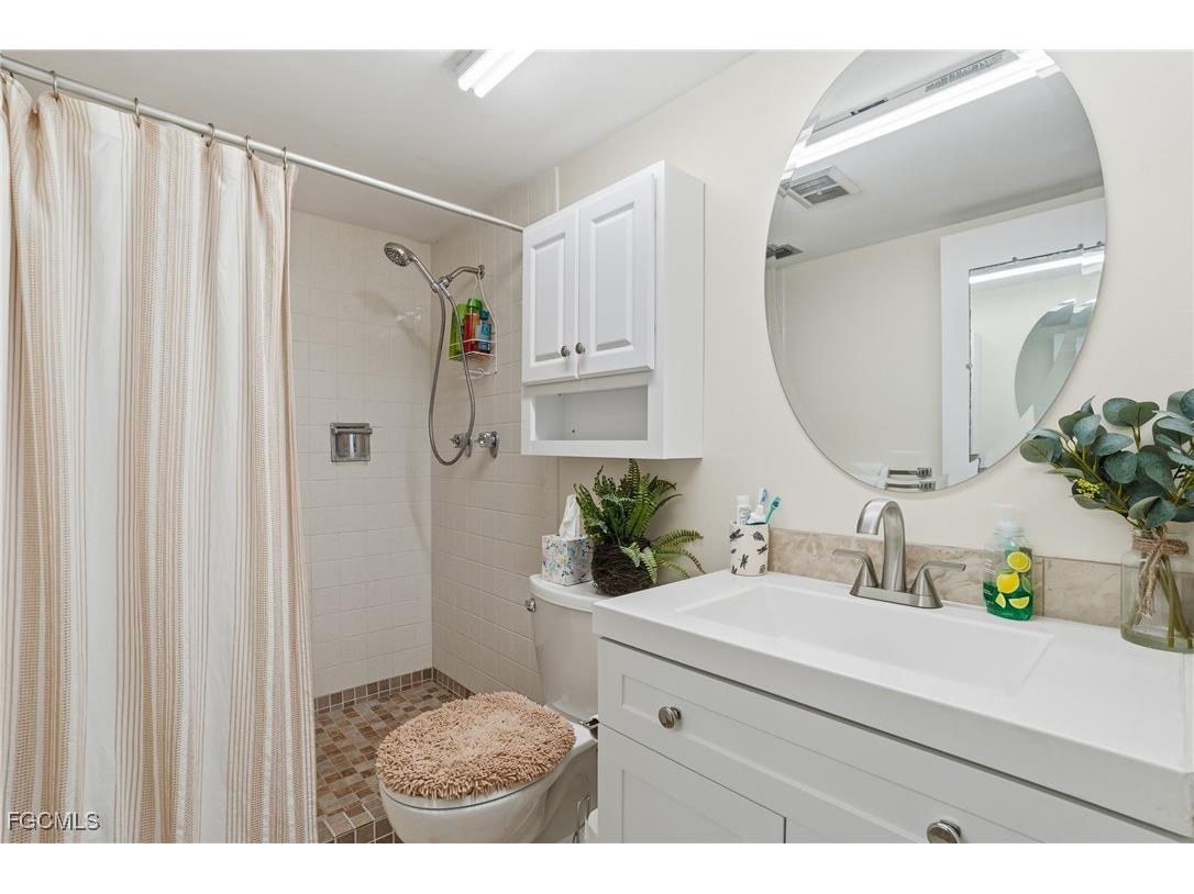 1724 Pine Valley Drive #213 Fort Myers FL 33907 2025021391 image16