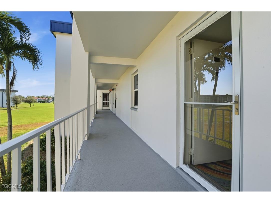 1724 Pine Valley Drive #213 Fort Myers FL 33907 2025021391 image3