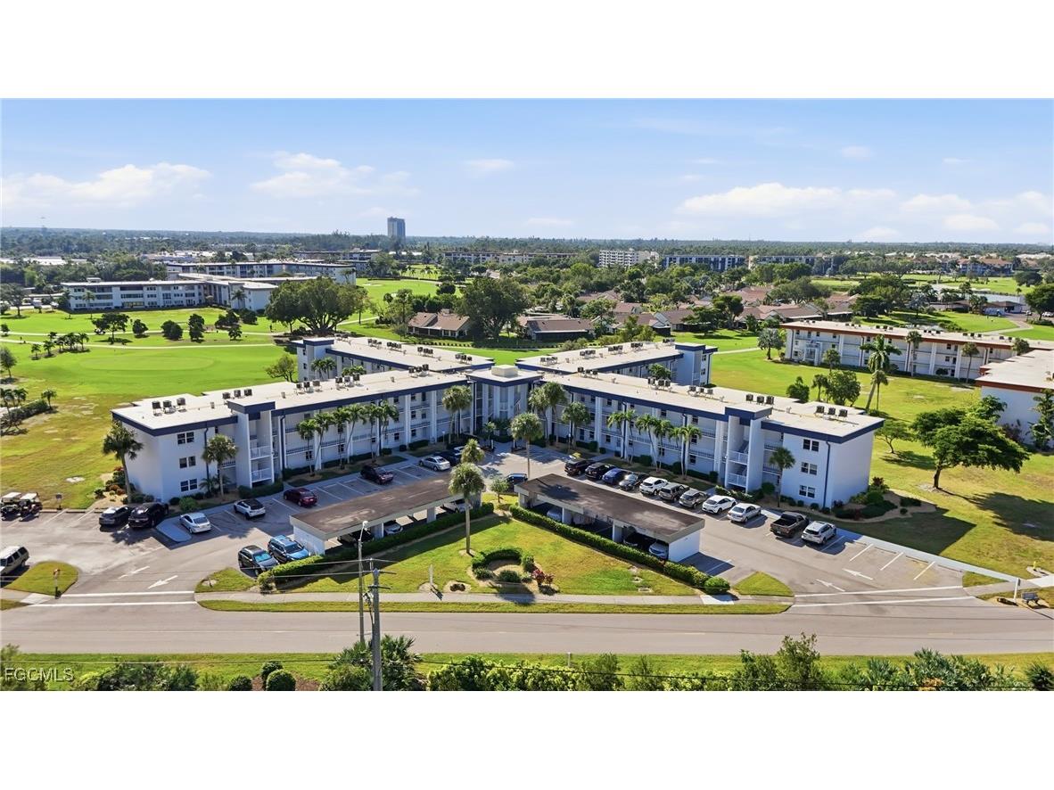 1724 Pine Valley Drive #213 Fort Myers FL 33907 2025021391 image38