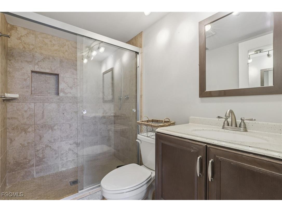 1724 Pine Valley Drive #310 Fort Myers FL 33907 2025014765 image25