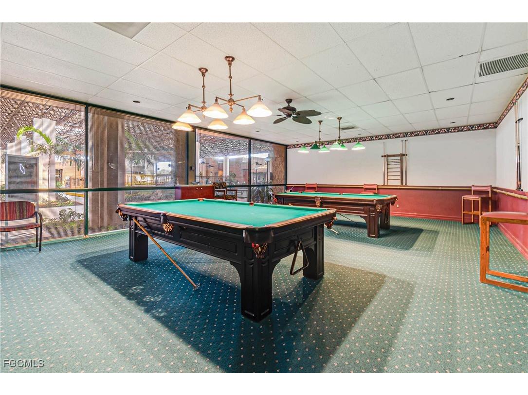 1724 Pine Valley Drive #318 Fort Myers FL 33907 2025000441 image2