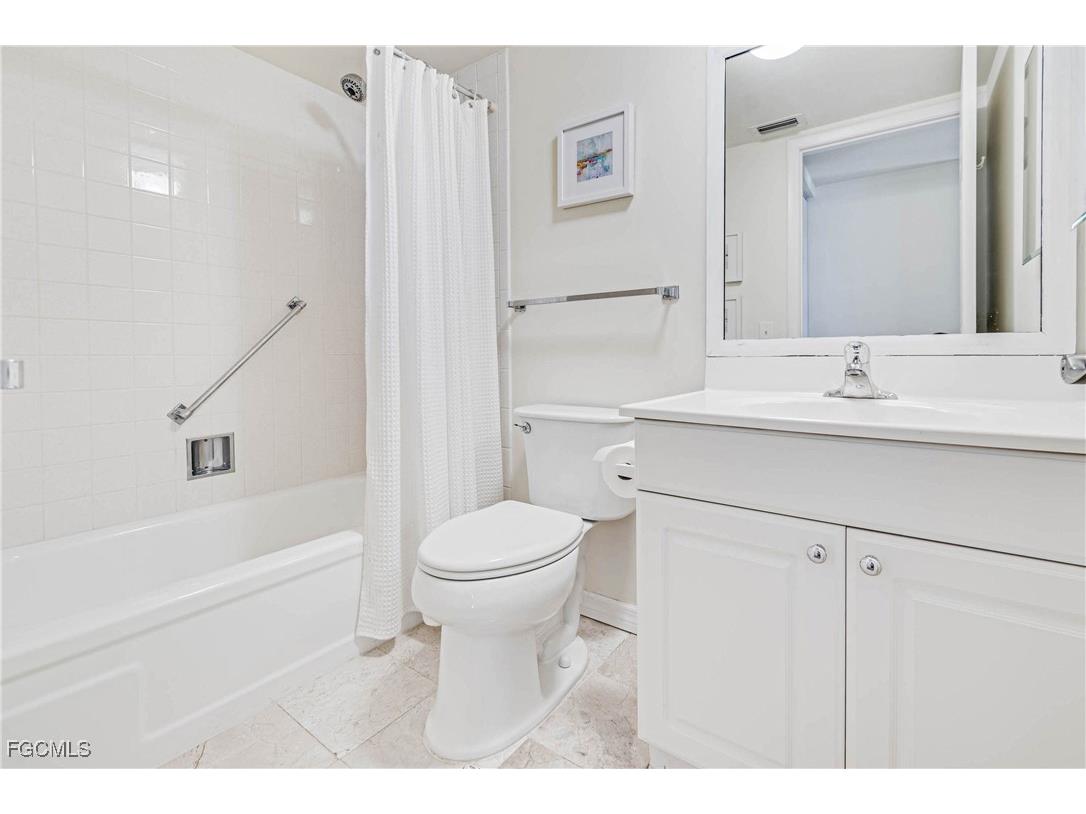 1724 Pine Valley Drive #318 Fort Myers FL 33907 2025000441 image26