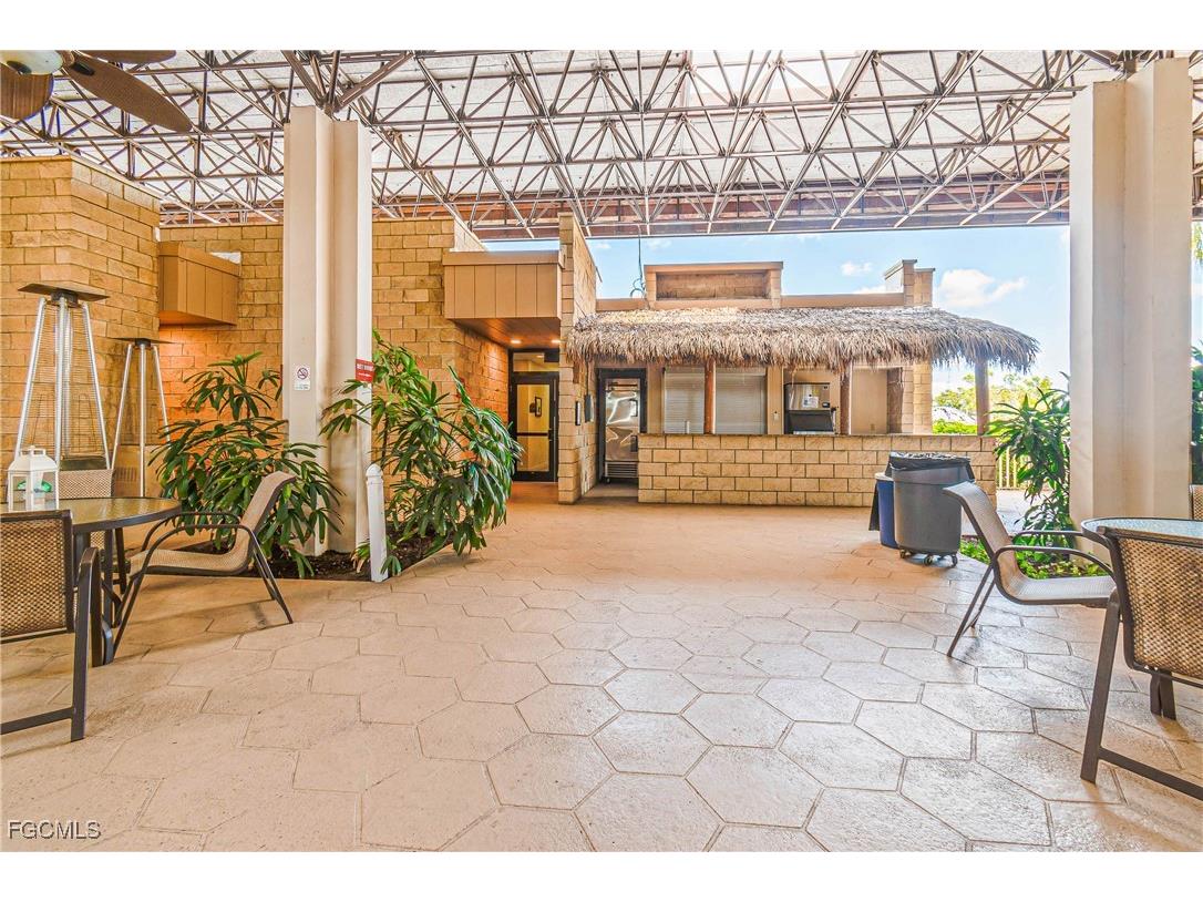 1724 Pine Valley Drive #318 Fort Myers FL 33907 2025000441 image4