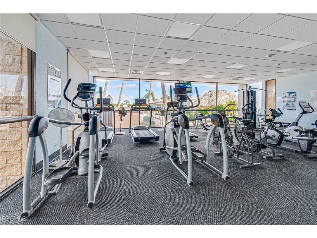 1724 Pine Valley Drive #318 Fort Myers FL 33907 2025000441 image6