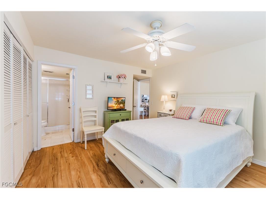 1724 Pine Valley Drive #318 Fort Myers FL 33907 2026010042 image15