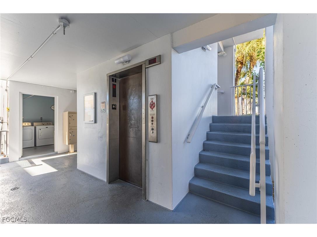 1724 Pine Valley Drive #318 Fort Myers FL 33907 2026010042 image27