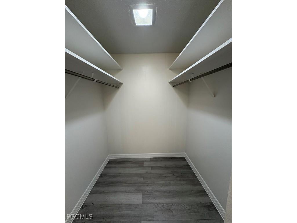 1724 Pine Valley Drive #319 Fort Myers FL 33907 2025023799 image8