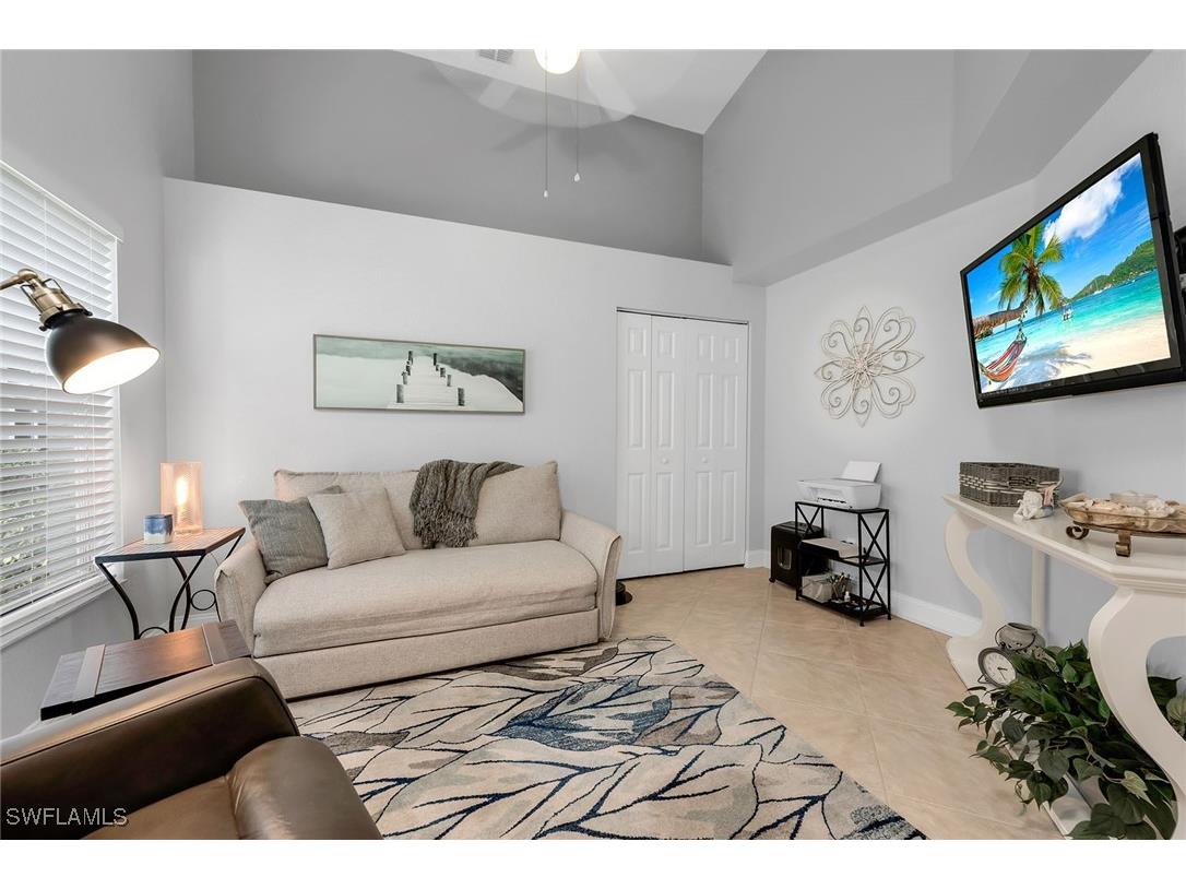 1724 Royal Circle #901 Naples FL 34112 225056215 image10