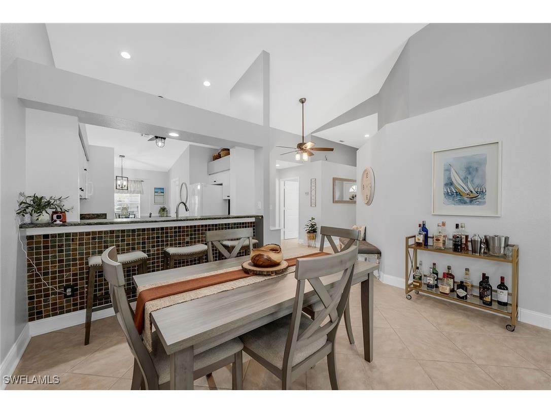 1724 Royal Circle #901 Naples FL 34112 225056215 image13