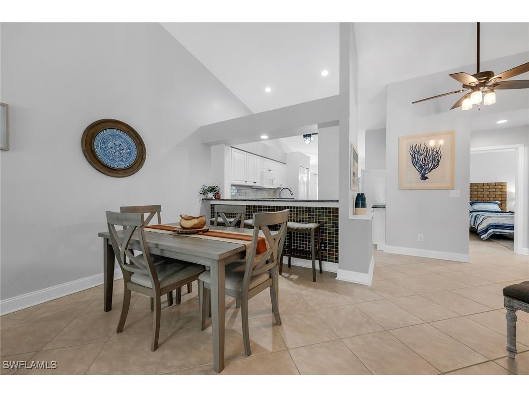 1724 Royal Circle #901 Naples FL 34112 225056215 image14