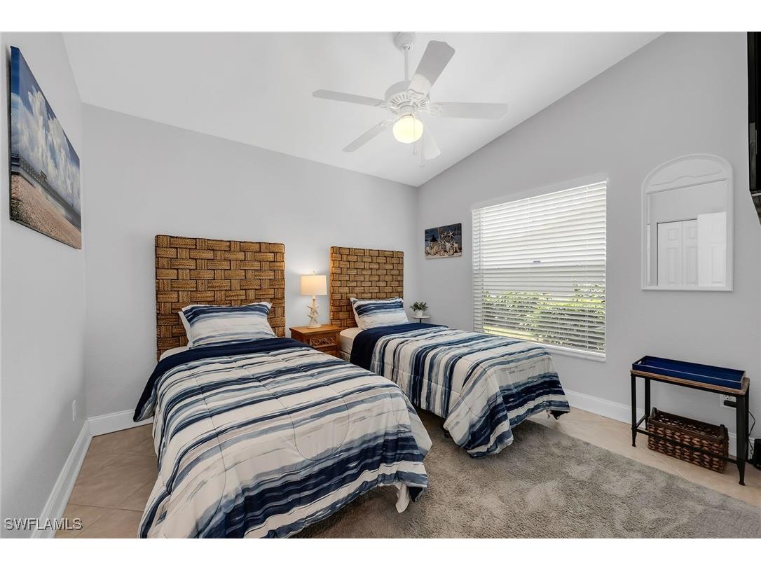 1724 Royal Circle #901 Naples FL 34112 225056215 image22