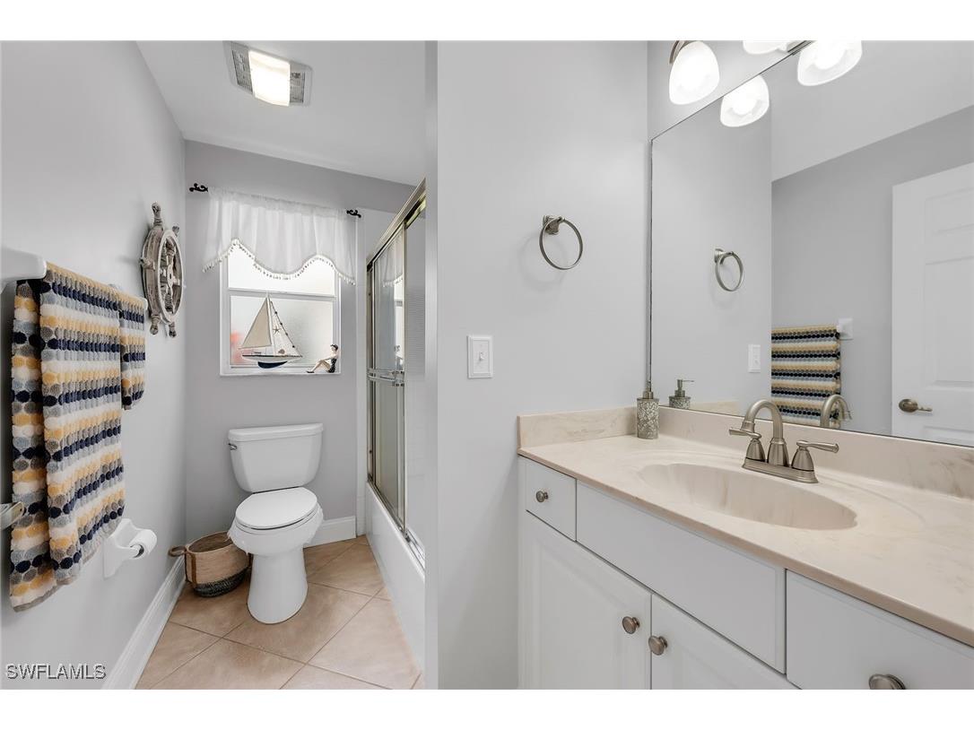 1724 Royal Circle #901 Naples FL 34112 225056215 image23